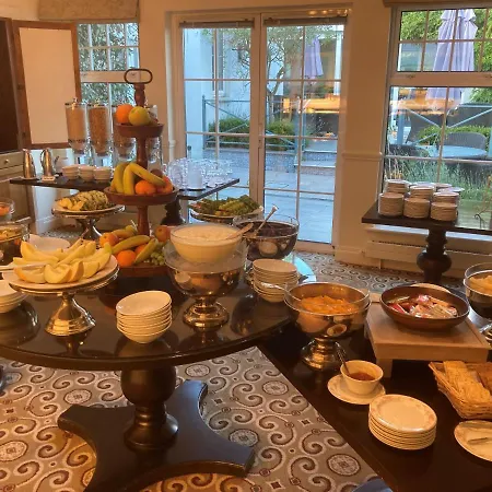 The Keadeen 4* Newbridge (Kildare)