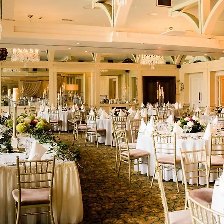 The Keadeen 4* Newbridge (Kildare)