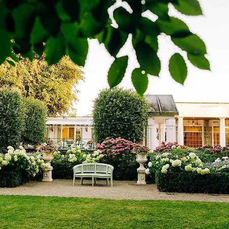 The Keadeen Szálloda