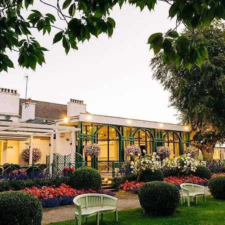 The Keadeen Szálloda