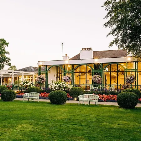 The Keadeen Szálloda Newbridge