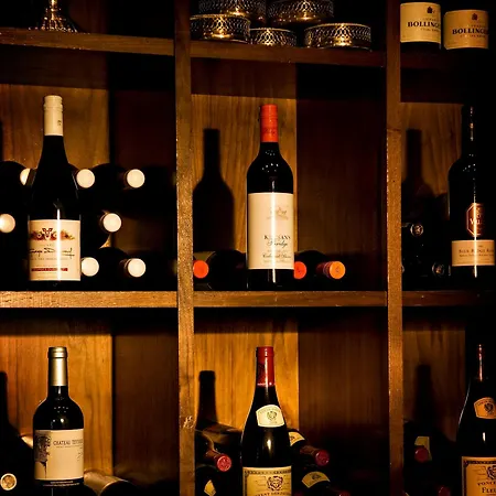 The Keadeen 4* نيوبريدج