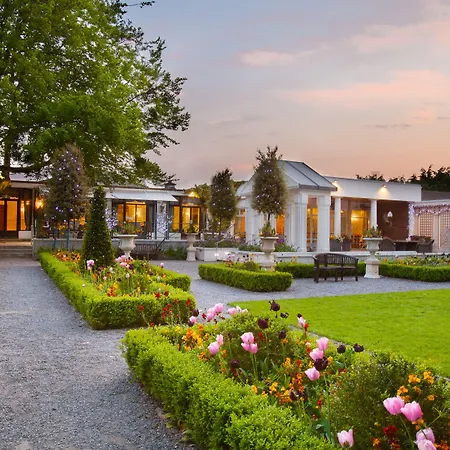 The Keadeen فندق نيوبريدج