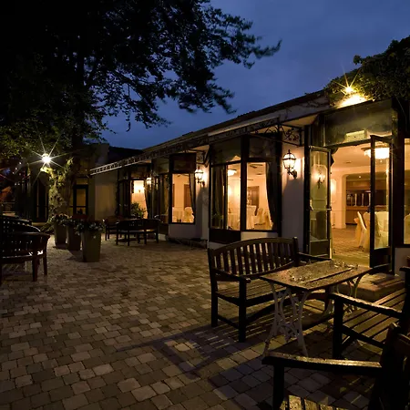 The Keadeen Szálloda