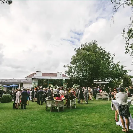 The Keadeen نيوبريدج