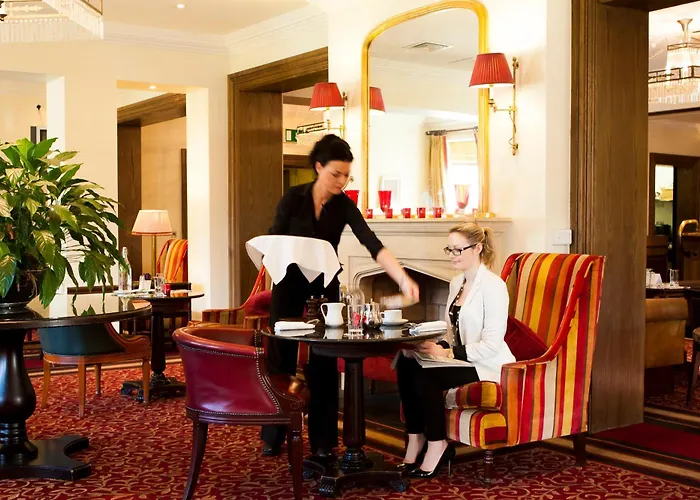 Отель The Keadeen