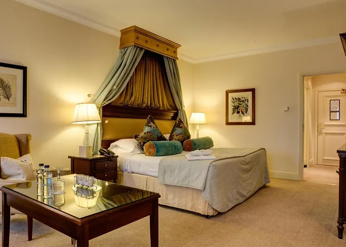 Отель The Keadeen